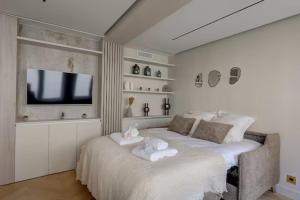Residence AC Champs de Mars Eiffel Tower by Studio Prestige
