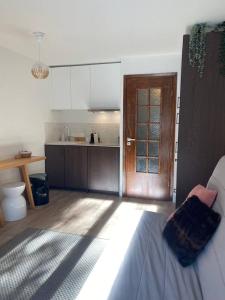 Appartements Sublime studio avec terrasse : photos des chambres