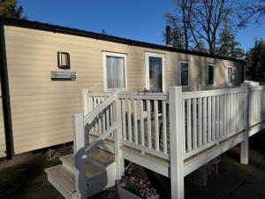 Haggerston Castle - Caravan - Sleeps 6 - Parking