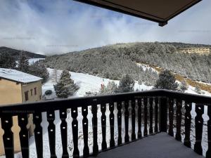 Appartement 2* 6 Couchages au Pied des Pistes avec Balcon et Parking – Les Angles - FR-1-295-178