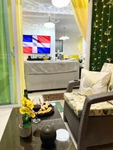 Self-checking-Fast internet-Alexa-Smart-Tv-AC-Hot Water - Ensanche Ozama