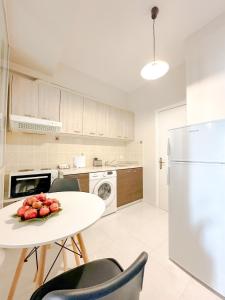 Elegant City-Center Apartment