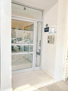 Elegant City-Center Apartment