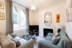 HIGH SAINT COTTAGE - Stunning 3 Bed Accommodation located in Ripon, North Yorkshire