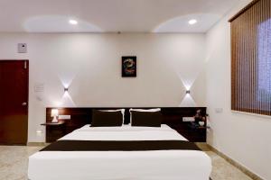 Townhouse OAK BHOOJA HOTELS
