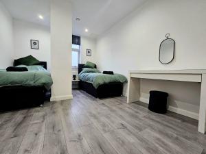 A&J Properties - 2 Bed Flat with Netflix&Disney
