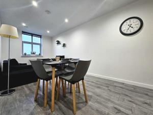 A&J Properties - 2 Bed Flat with Netflix&Disney