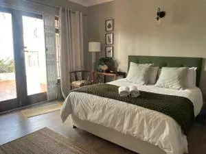 Lazydaze Super and Tubes - Ferreiratown