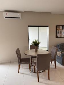 Casa mobiliada Excelente localização