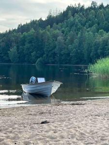 Lake Villa in Kungsäter