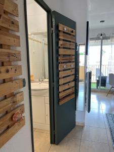 Appartement Cosy, au pied de la plage du Grazel.