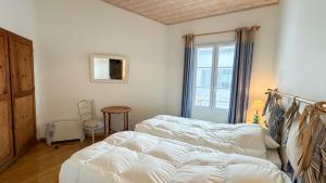 Villas Belle maison familiale avec piscine et parking : photos des chambres