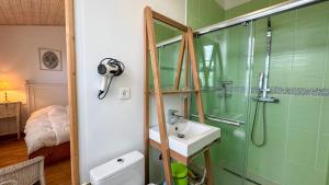 Villas Belle maison familiale avec piscine et parking : photos des chambres
