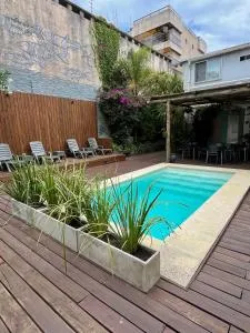 TAS D VIAJE Suites - Hostel Boutique - 埃斯特角城