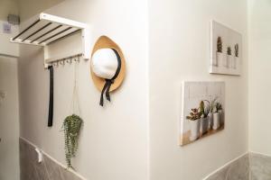 Πανεπιστήμιο - Έκθεση- Τούρκικο προξενείο