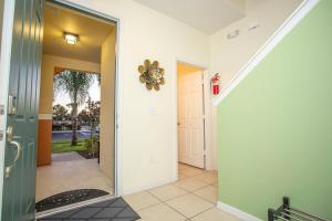 Family Friendly 4 Bedrooms with GameRoom close to Disney in Compass Bay 5103