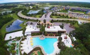 Stunning 5 Bd Home w/ Pool Close to Disney 174 - 达文波特