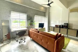 2 Bedroom Apartment l City View