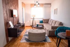 Apartman Royal 3 - Karuše