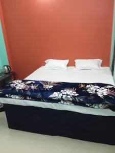 Rastogi Niwas - 3km away from triveni sangam - Chaukhandi