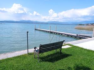 Super Location front lake