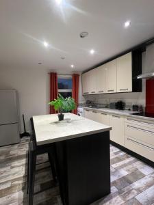 Tower Suite Serviced Apartment Blackpool