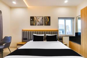 Townhouse OAK INDIGO BUSINESS HOTELS