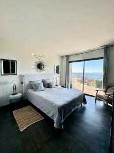 Villas Villa Mylena avec vue sur la baie d-Ajaccio : photos des chambres