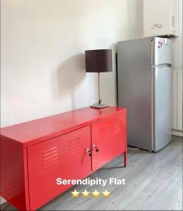 Serendipity flat