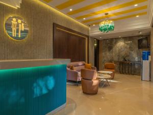 The Hosteller Mumbai, International Airport