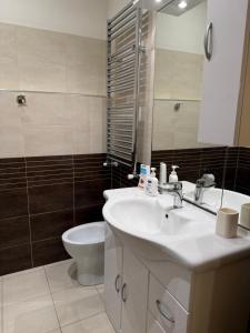 Glamour Center Of Rome