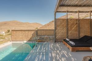 amal kythnos suites
