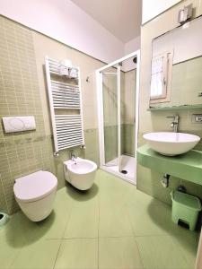 Super Location front lake