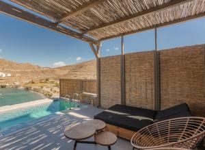 amal kythnos suites