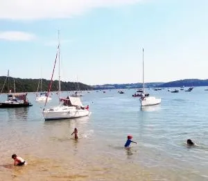 Spacious 3 bedroom house 250m from Saint-Suliac's beach - 圣叙利阿克