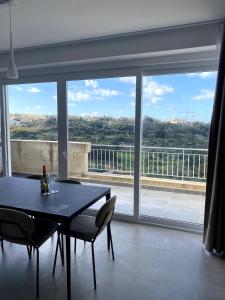 The Valley Collection - Suite B24