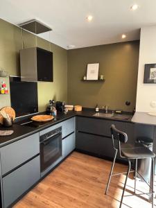 Appartements Duplex moderne 2 chambres entre mer et commerces ! : photos des chambres