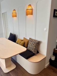 Duplex moderne 2 chambres entre mer et commerces !