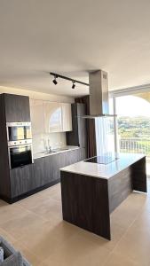 The Valley Collection - Suite B19