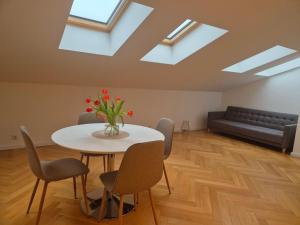 Suur-Karja Penthouse Apartment