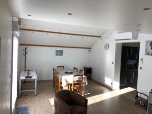 Maisons de vacances Charmante maison proche Wimereux : photos des chambres