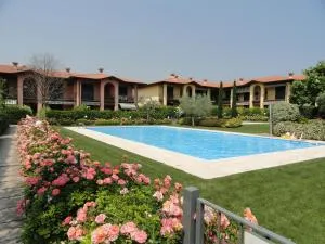 Apartment Flower - Raffa