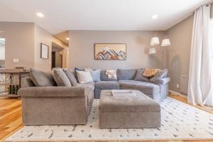 Apartment room in Vibrant Boho Home 3 Bed Pet Friendly