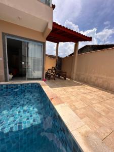 Casa de Praia com Piscina