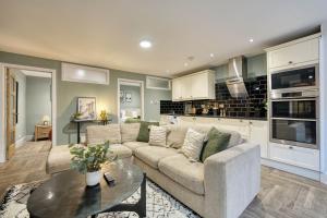 Stylish 3-Bedroom Apartment in Central Glasgow