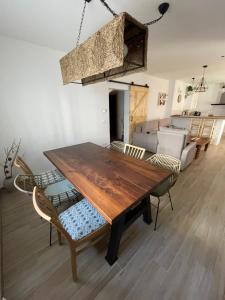 La Casa Del Pelao