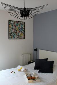 A few steps from BASEL with Balcony and free private Parking