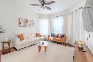 Harvard 3BDR- 5 Min Walk to Davis Sq - Free Parking