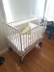 Town, Train, Pubs & Riverclose by