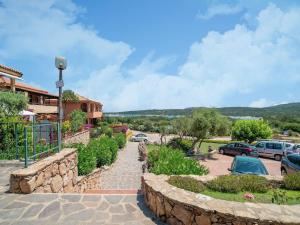 Apartment in Marinella near the beach